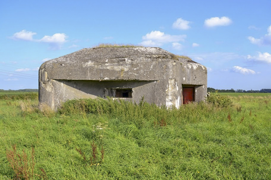 Ligne Maginot - B513 - WARGNIES LE GRAND - (Blockhaus pour canon) - 
