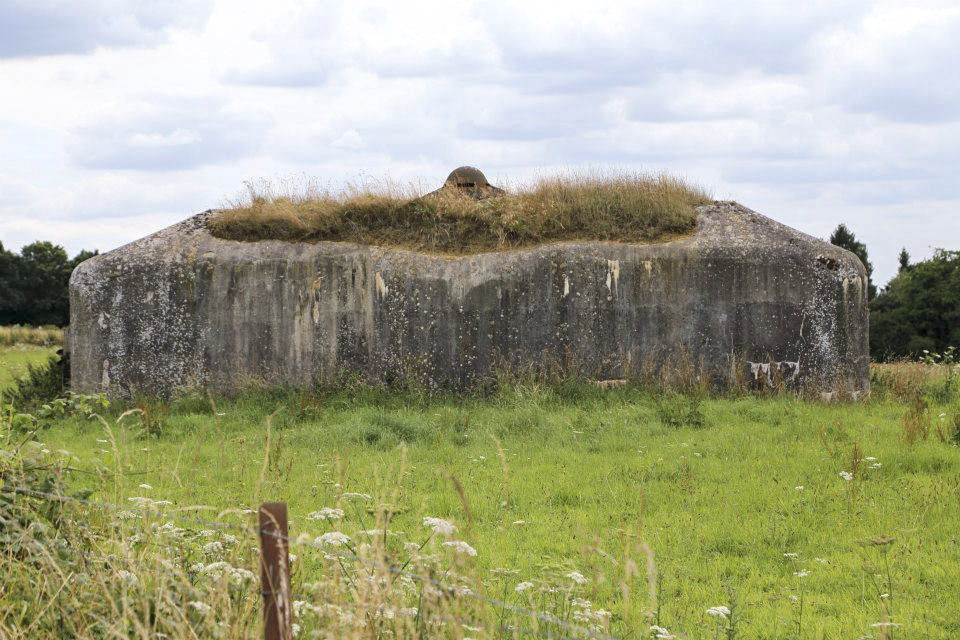 Ligne Maginot - B513 - WARGNIES LE GRAND - (Blockhaus pour canon) - La cloche observatoire Valenciennes - Les Gardiens du Rhin