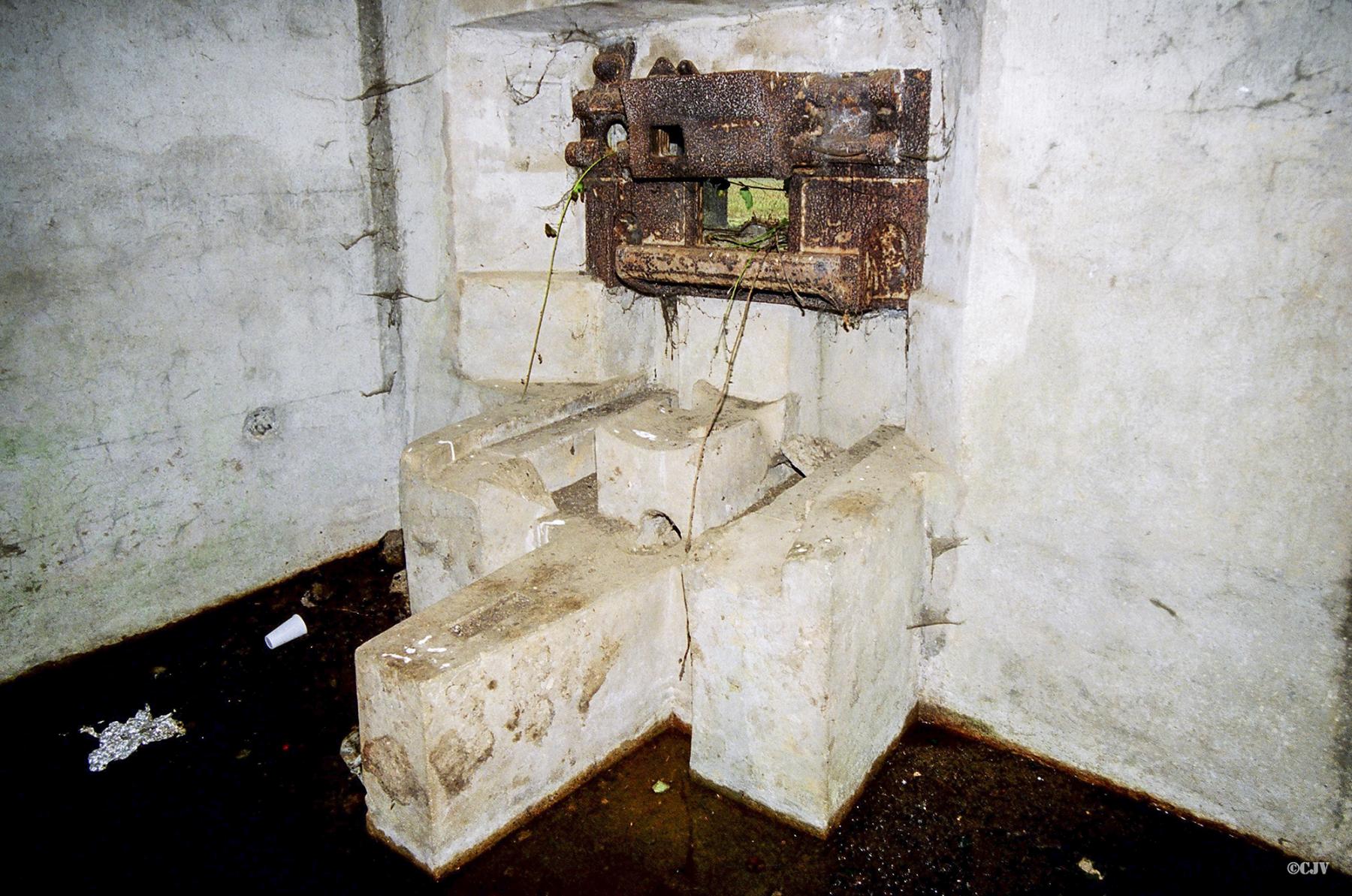 Ligne Maginot - B521 - STATION DE WARGNIES - (Blockhaus pour canon) - 