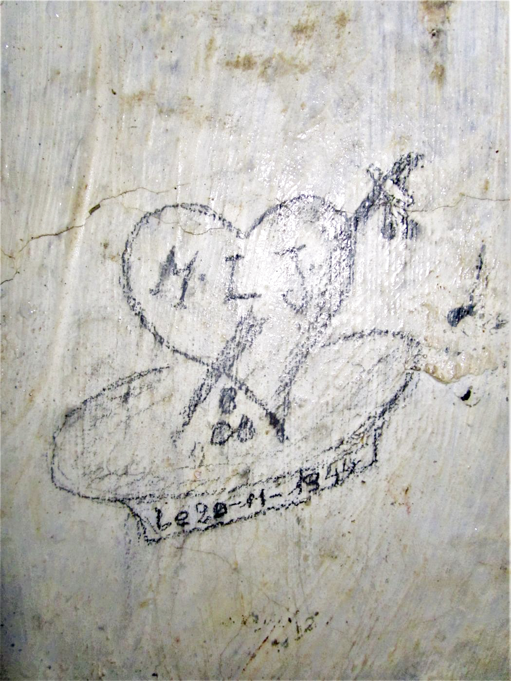 Ligne Maginot - LAVOIR - (Ouvrage d'artillerie) - Bloc 4 
Graffiti