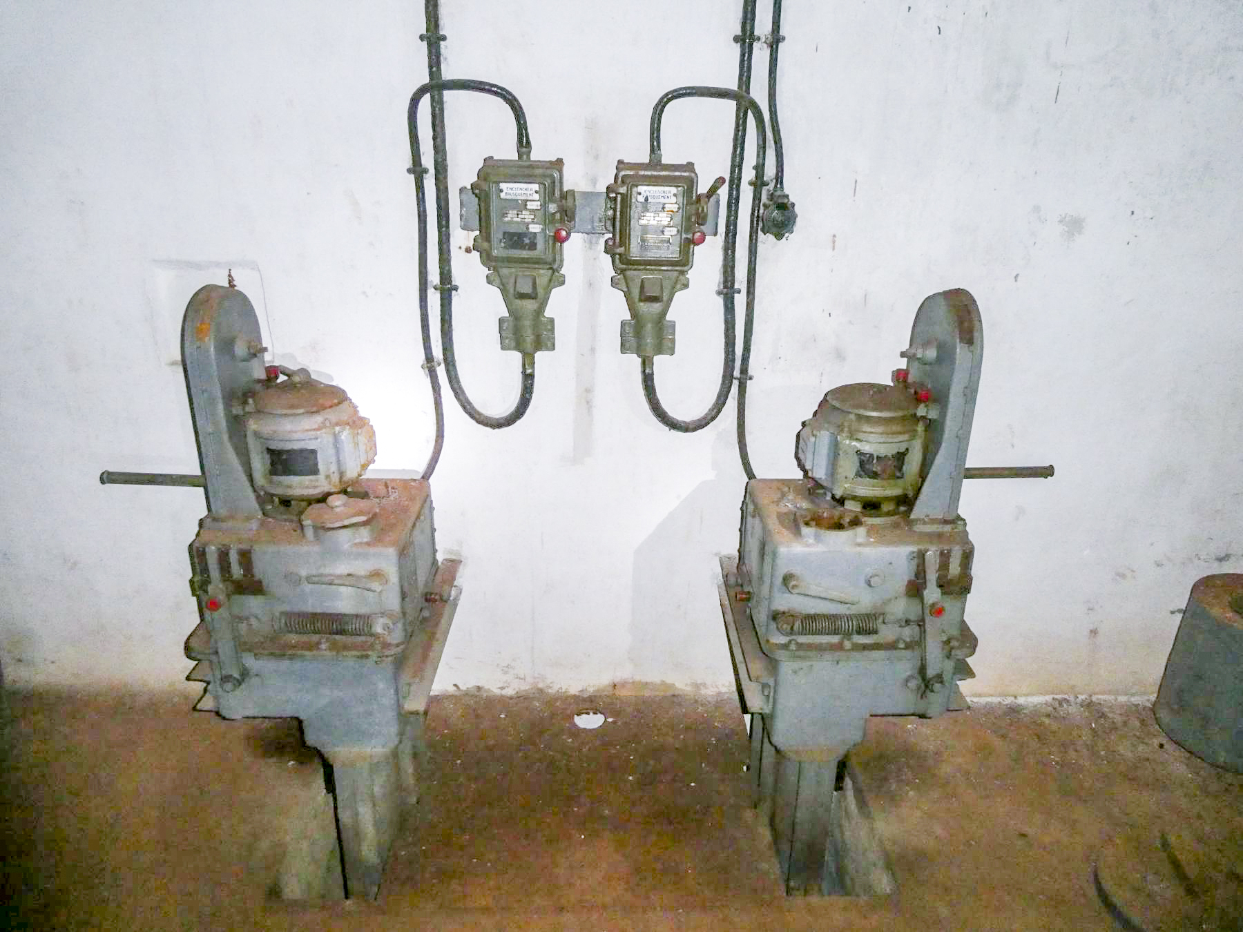 Ligne Maginot - LAVOIR - (Ouvrage d'artillerie) - Bloc 5
Norias d'alimentation en munitions de la chambre de tir gauche