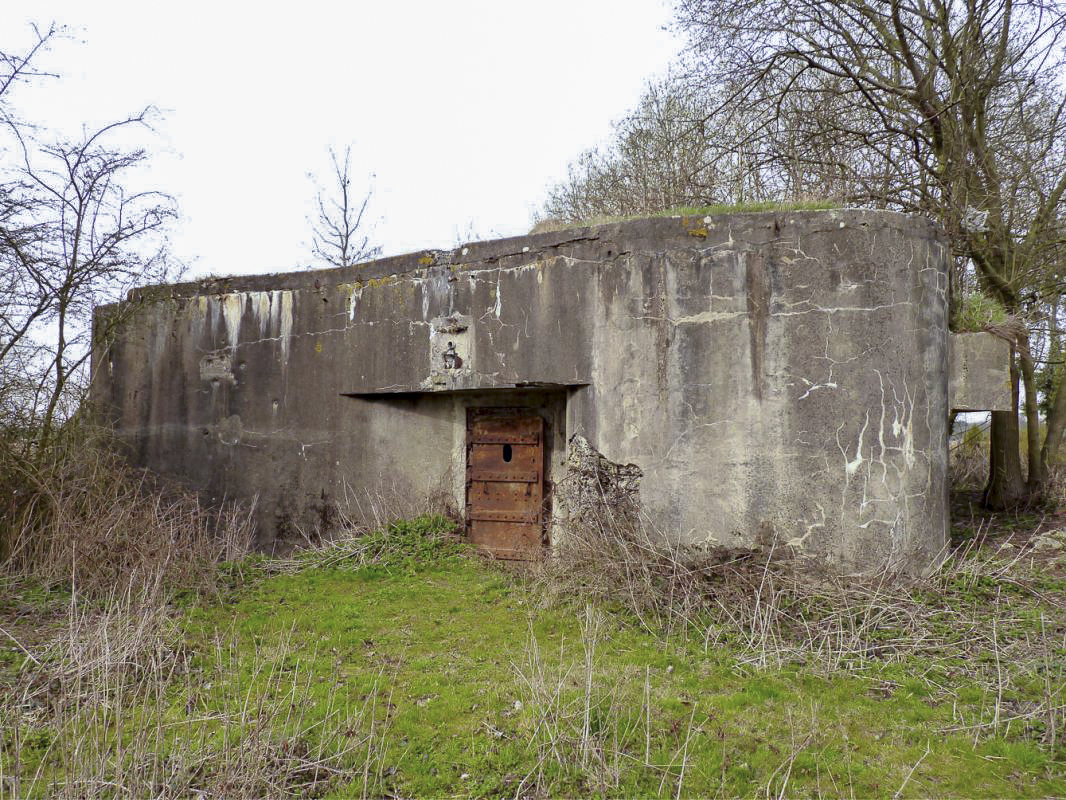Ligne Maginot - C16 - GOMMEGNIES OUEST - (Casemate d'infanterie) - 