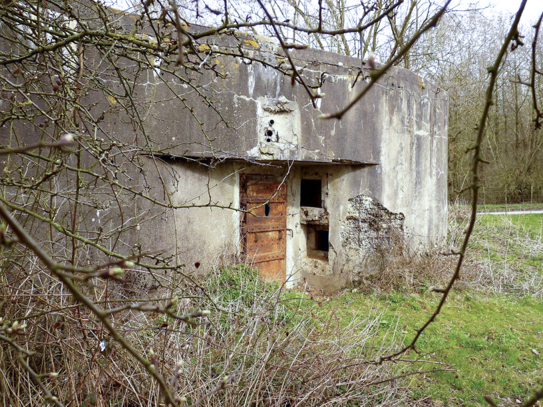 Ligne Maginot - C16 - GOMMEGNIES OUEST - (Casemate d'infanterie) - 