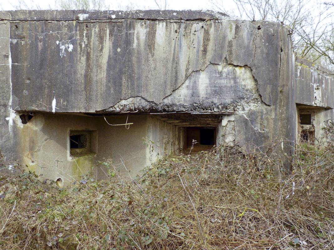 Ligne Maginot - C16 - GOMMEGNIES OUEST - (Casemate d'infanterie) - 