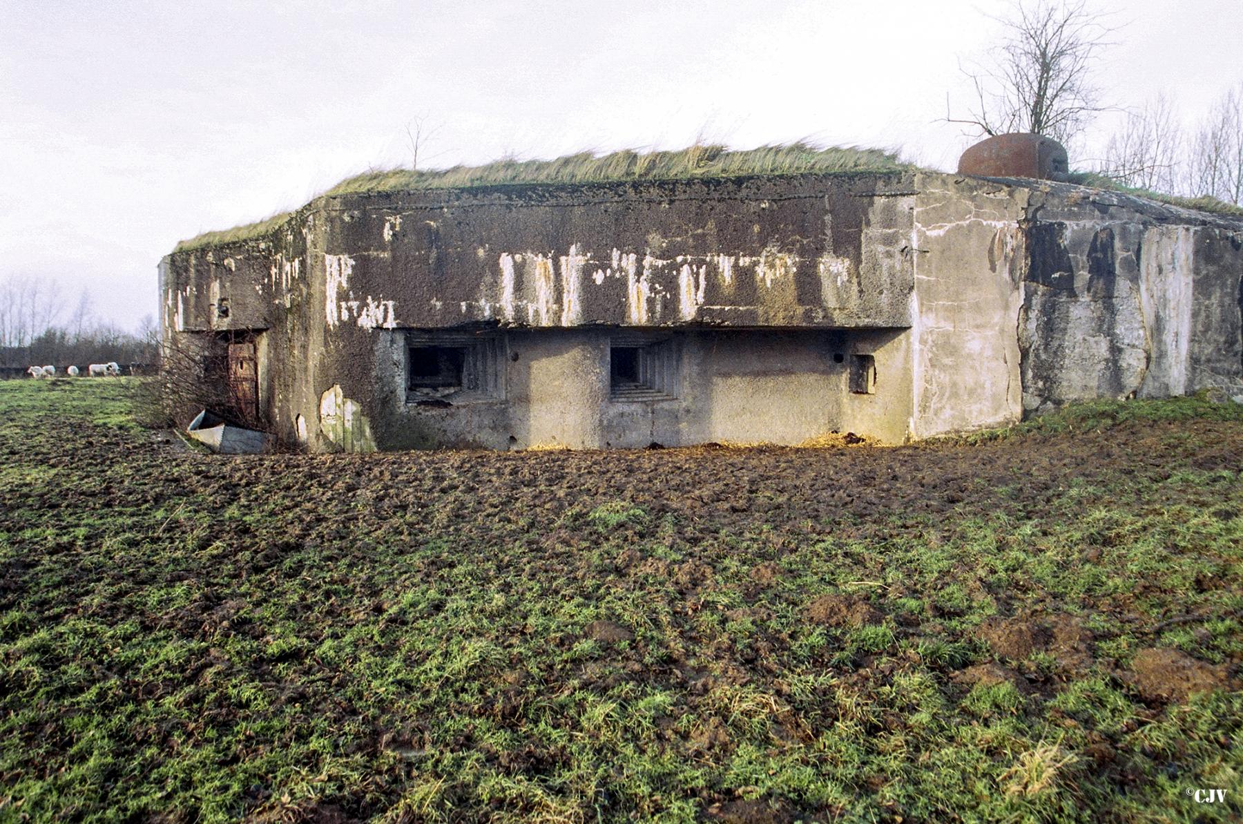 Ligne Maginot - C17 - GOMMEGNIES EST - (Casemate d'infanterie) - 