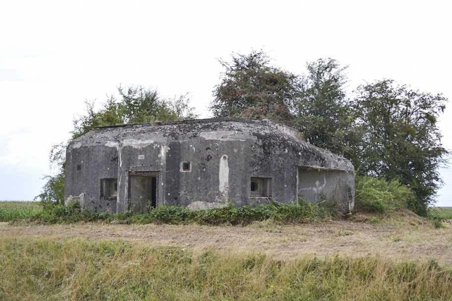 Ligne Maginot - B548 - LA RAPERIE - (Blockhaus pour canon) - 