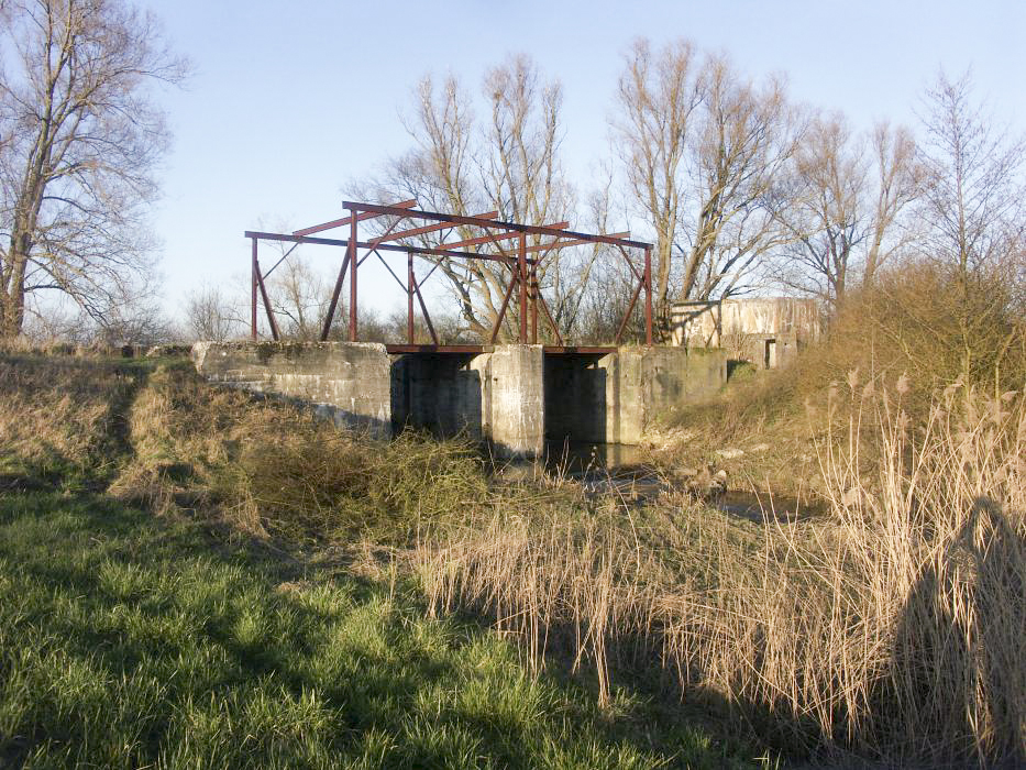 Ligne Maginot - DIGUE DE REMERING - (Inondation défensive) - La digue et les deux pertuis - LAMBERT Pascal