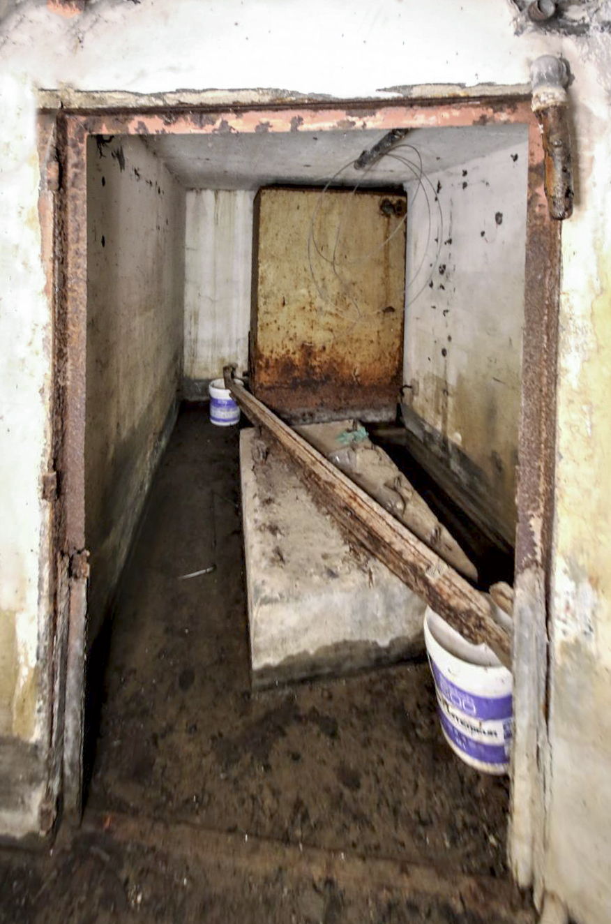 Ligne Maginot - ACA2 - STOCKEN - (Casemate d'artillerie) - Local du groupe électrogène