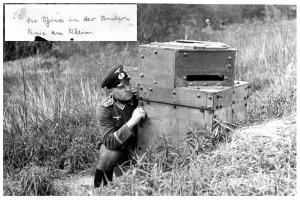 Ligne Maginot - Guerite prismatique - Vue d'une guérite en place au niveau de la berge du Rhin.