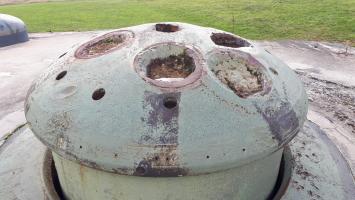 Ligne Maginot - LAUDREFANG - A37 - (Ouvrage d'infanterie) - Bloc 3
Tourelle de mitrailleuses
La calotte a fait l'objet d'essais de percement avec des charges creuses