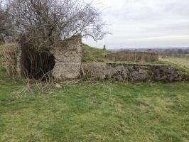 Ligne Maginot - CREVECOEUR - (Casemate d'infanterie - double) - Vestiges des baraquement de troupes en temps de paix