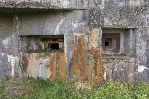 Ligne Maginot - B512 - WARGNIES LE GRAND OUEST - (Blockhaus pour canon) - Les créneaux du côté ouest 