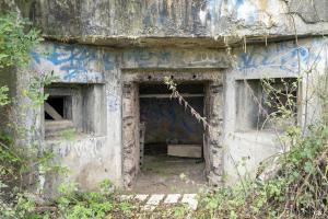 Ligne Maginot - B553 - FERME CAMBRON - (Blockhaus pour canon) - L'entrée