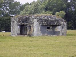 Ligne Maginot - B562 - CHEMIN DE FER EST - (Blockhaus pour canon) - L'arrière et face droite, créneau AC