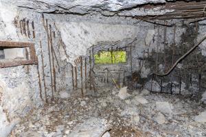 Ligne Maginot - B592 - BOIS DES LANIERES 4 - (Blockhaus pour canon) - 