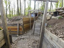Ligne Maginot - HUBERBUSCH SUD - C59 - (Casemate d'infanterie) - Tranchées reconstituées par l'association ASCH