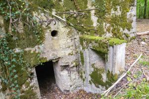Ligne Maginot - CB447 - BOIS KARRE 2 - (Blockhaus pour arme infanterie) - Entrée avec créneau extérieur