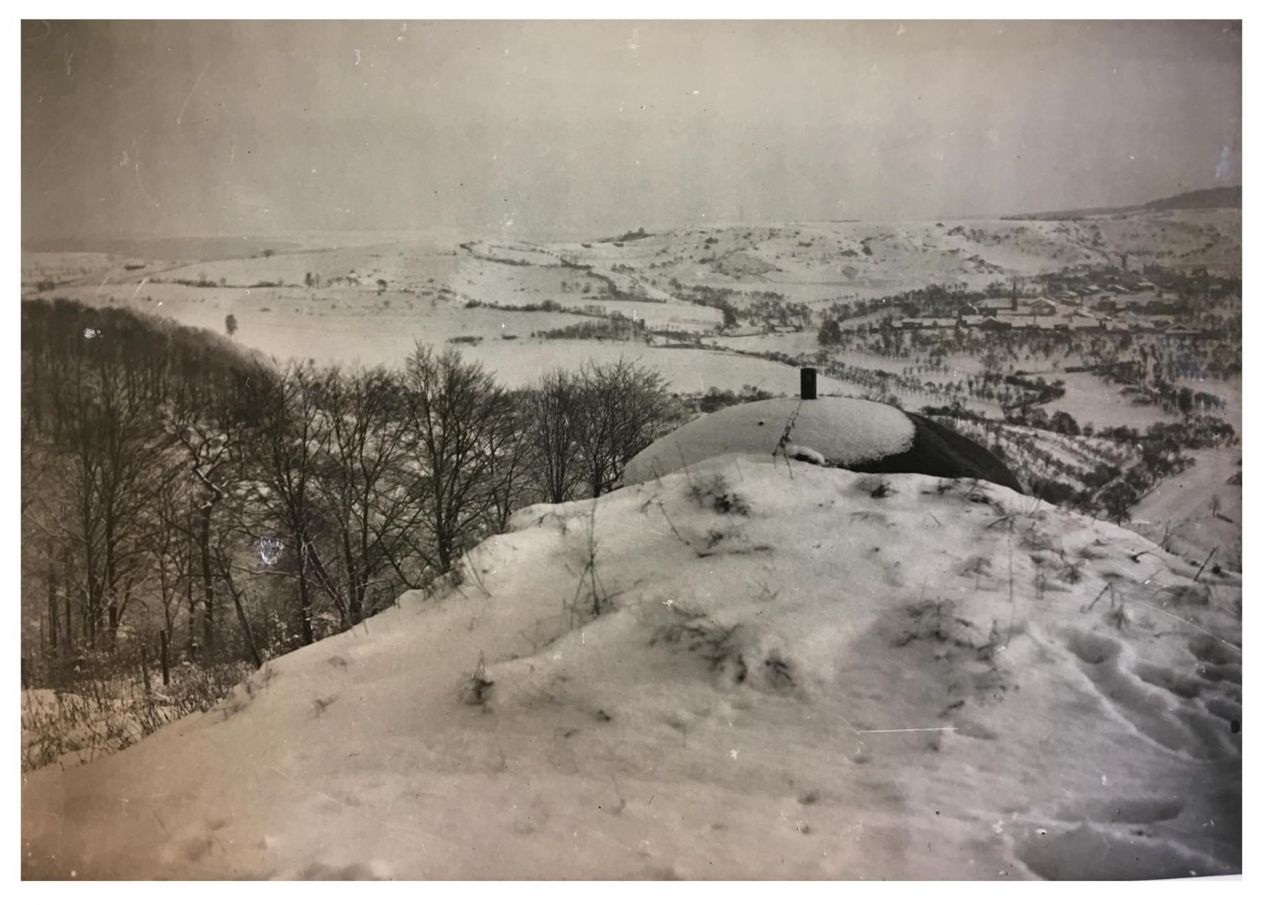 Ligne Maginot - HACKENBERG - A19 - (Ouvrage d'artillerie) - Vue depuis le bloc 12 (Observatoire) vers les casemates de Veckring - Inconnu