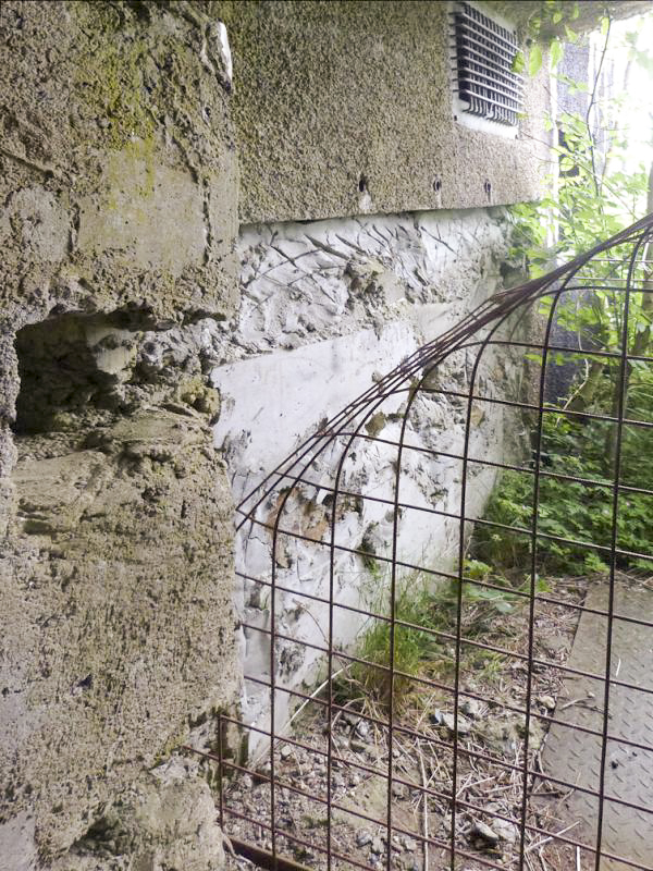 Ligne Maginot - A117 - PASSE D'ANOR - (Casemate d'infanterie - double) - Entrée matériel