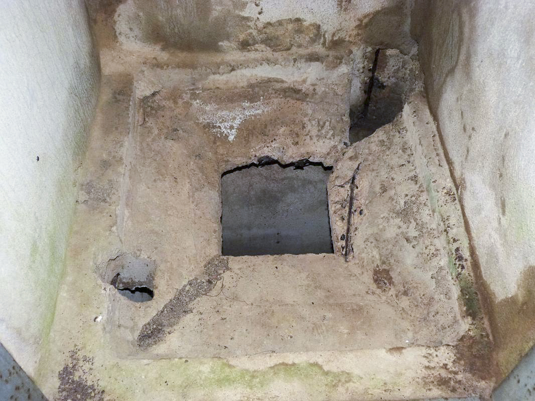 Ligne Maginot - A117 - PASSE D'ANOR - (Casemate d'infanterie - double) - Latrines