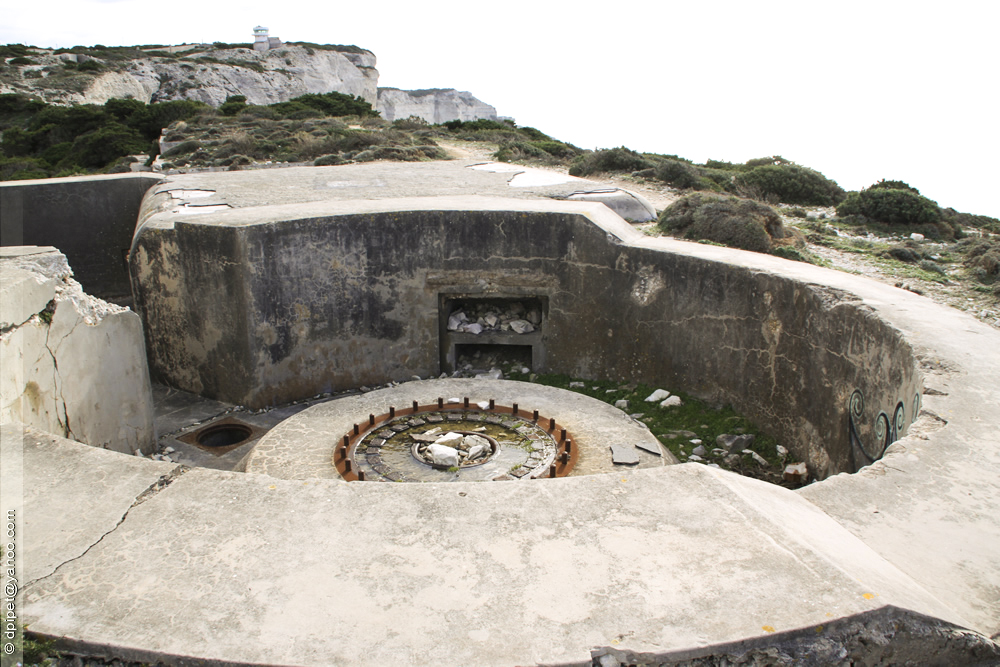 Ligne Maginot - BATTERIE DE LA BOCCA DI VALLE - (Position d'artillerie préparée) - Encuvement de 138 mm