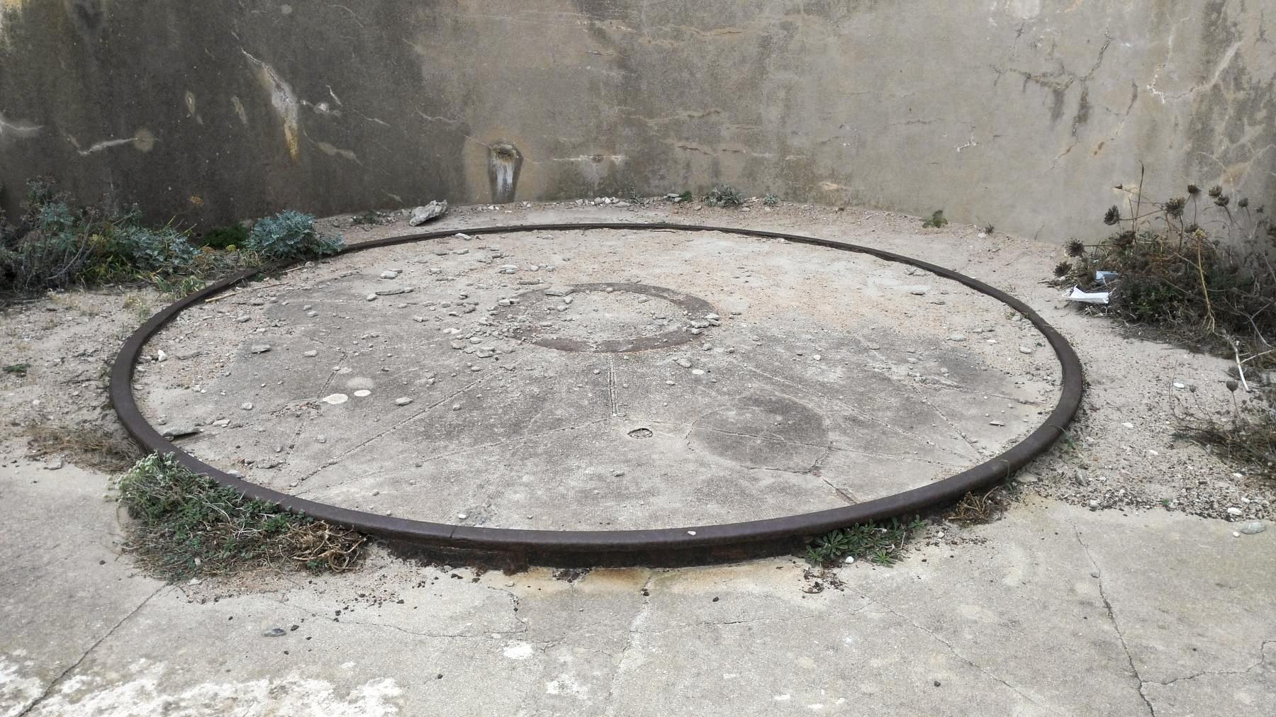 Ligne Maginot - BATTERIE DE LA CITADELLE DE BONIFACIO - (Position d'artillerie préparée) - Circulaire de roulement de l'ancien affût GPC