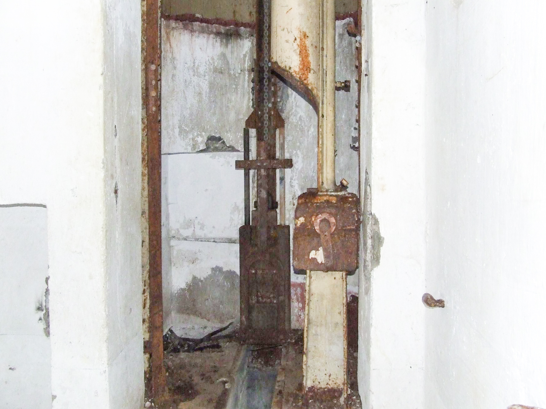 Ligne Maginot - TETING - A38 - (Ouvrage d'infanterie) - Bloc 1
La cloche AM Est.