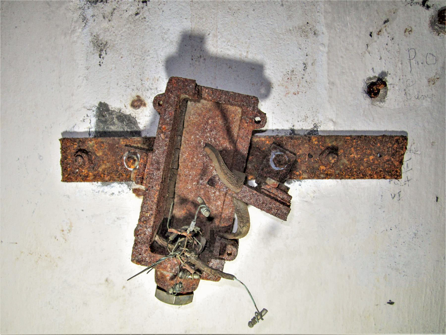 Ligne Maginot - BAMBIDERSTROFF SUD - C71 - (Casemate d'infanterie) - Central téléphonique
Boitier de tête de câbles installé par les allemands