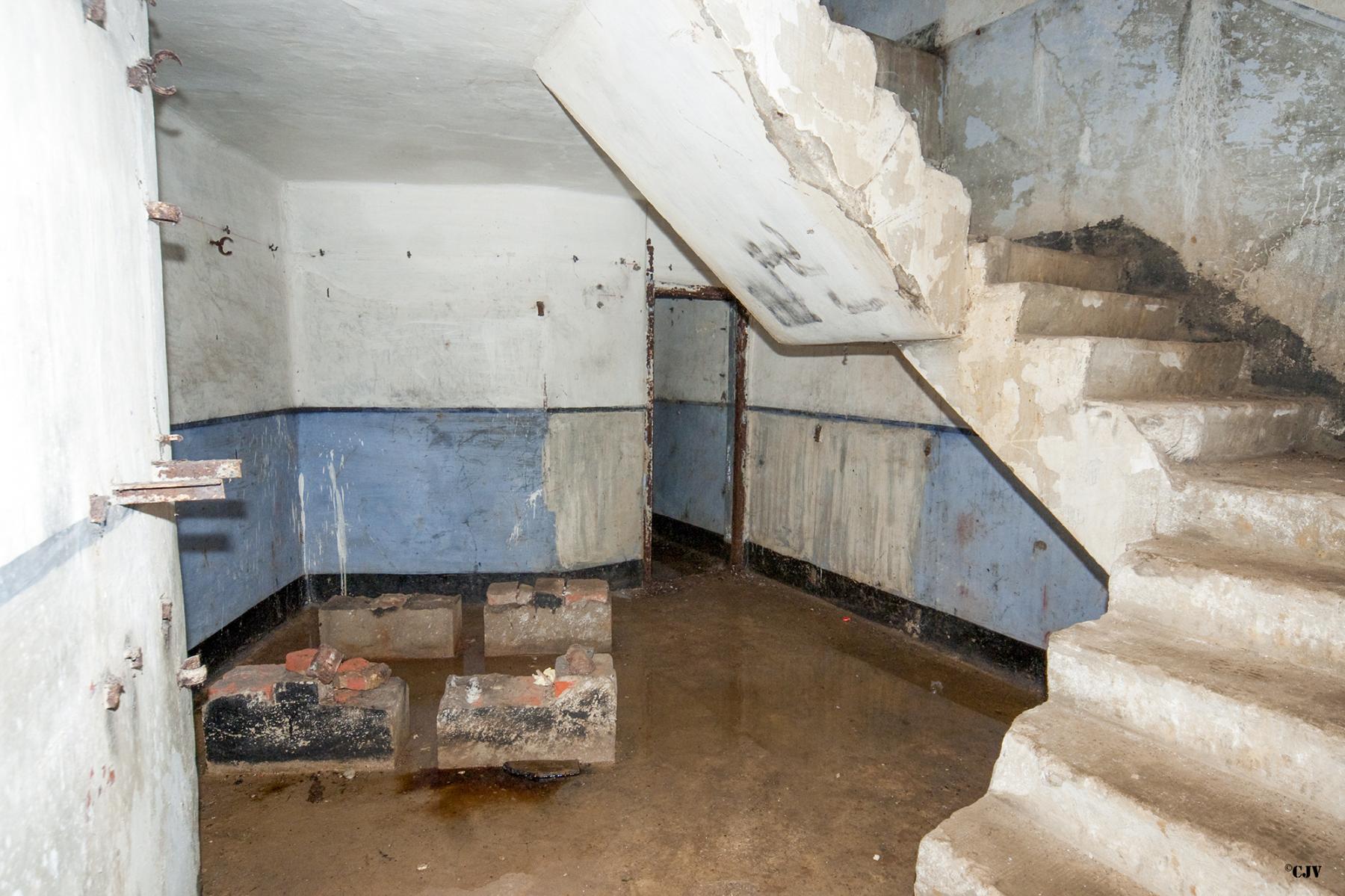 Ligne Maginot - CREVECOEUR - (Casemate d'infanterie - double) - 