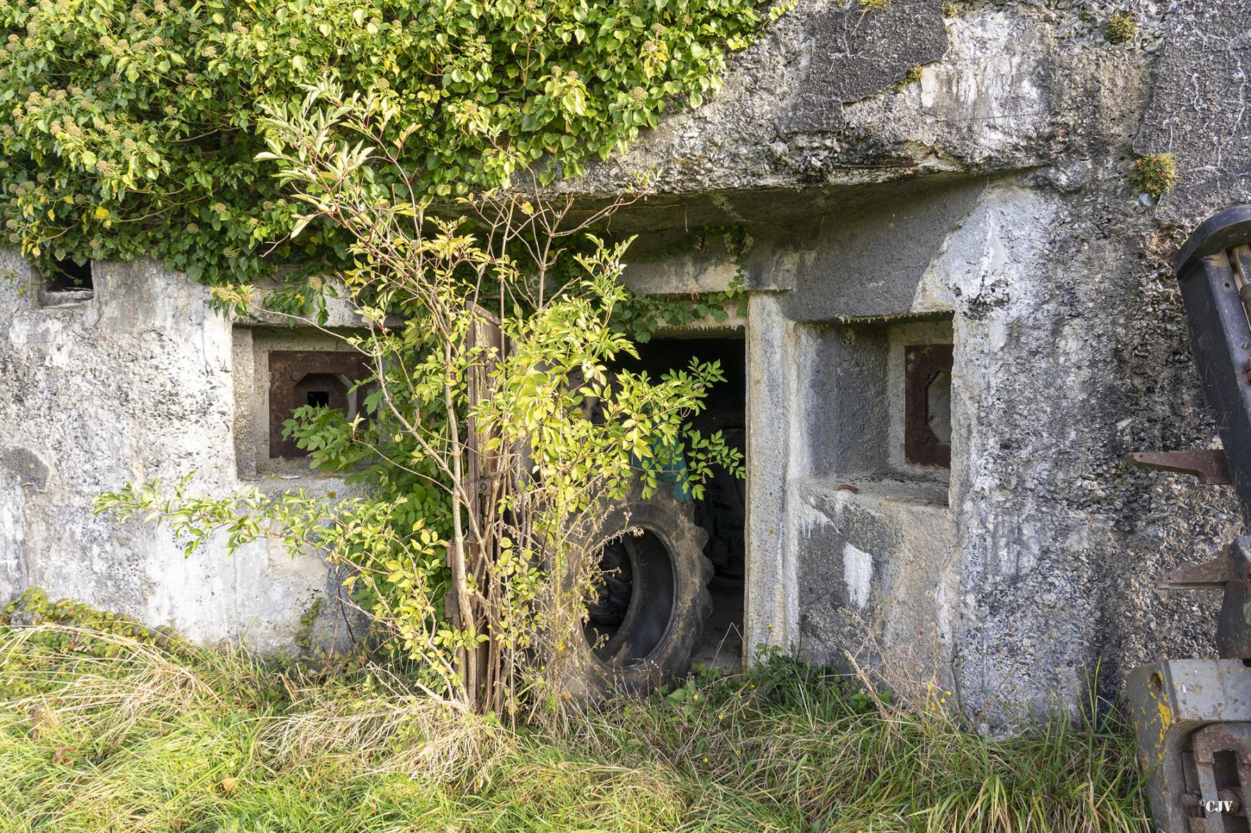 Ligne Maginot - B512 - WARGNIES LE GRAND OUEST - (Blockhaus pour canon) - L'entrée
