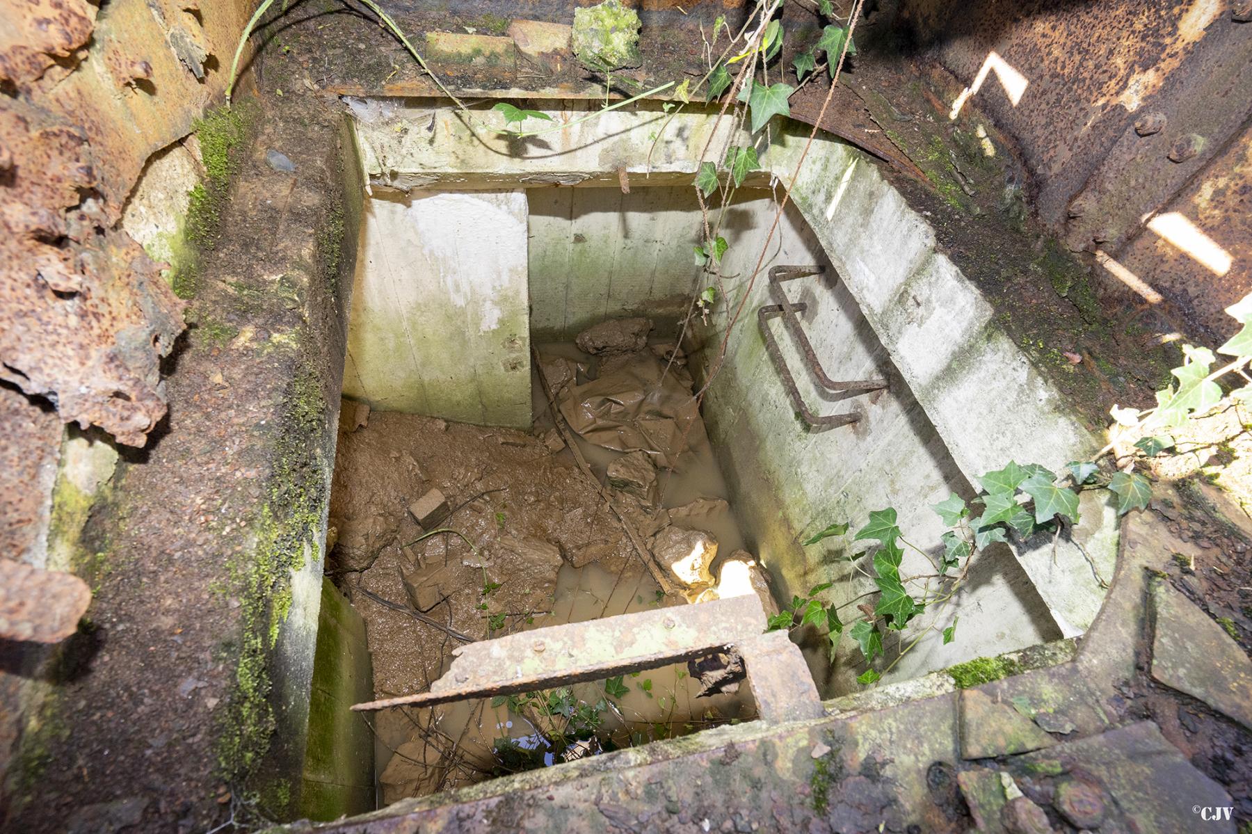 Ligne Maginot - B558 - BUVIGNIES - (Observatoire d'artillerie) - L'intérieur