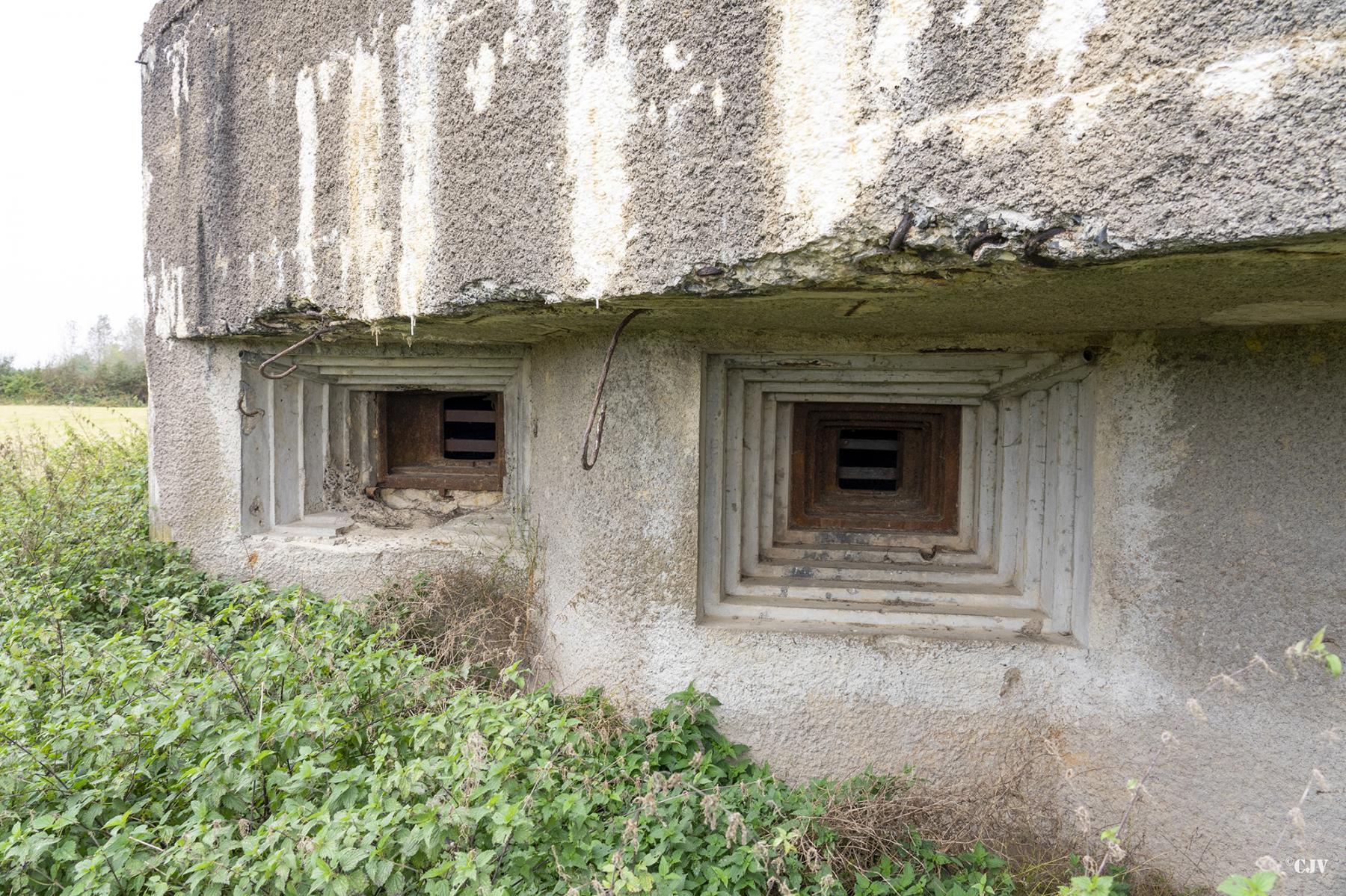 Ligne Maginot - C17 - GOMMEGNIES EST - (Casemate d'infanterie) - Les créneaux