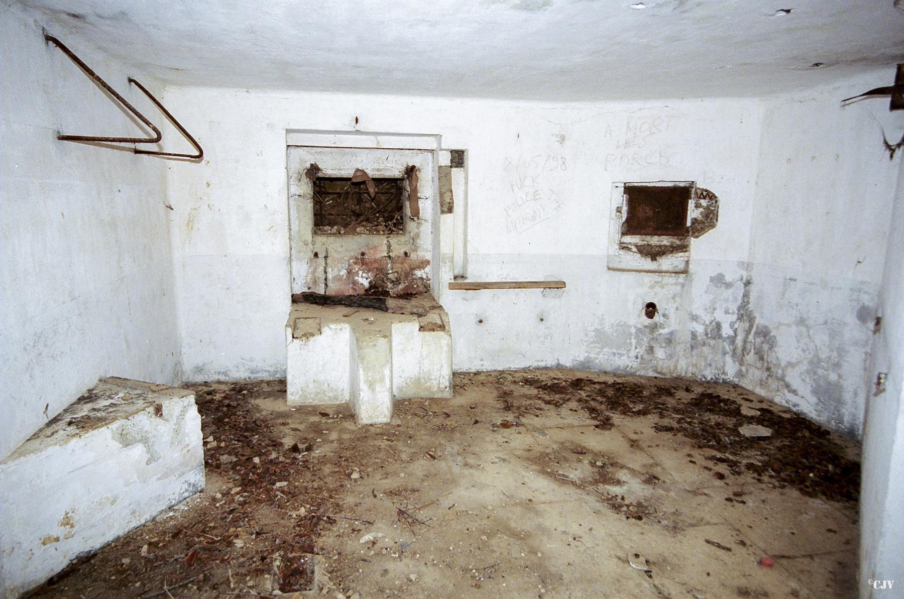 Ligne Maginot - B605 - LE PAVILLON EST - (Blockhaus pour canon) -  - Caspar Vermeulen