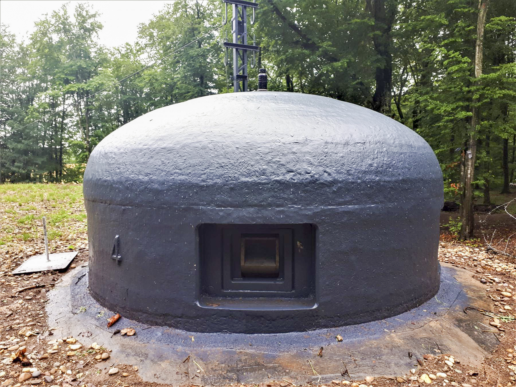 Ligne Maginot - HUBERBUSCH SUD - C59 - (Casemate d'infanterie) - Cloche GFM Nord avec bloc épiscope et périscope en place
