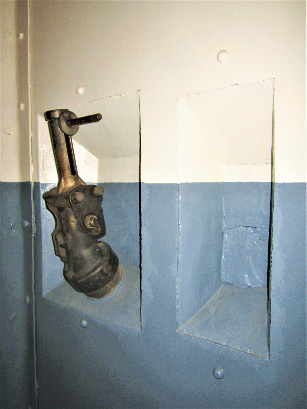 Ligne Maginot - MICHELSBERG - A22 - (Ouvrage d'artillerie) - Entrée mixte
Goulotte à grenade - Gregory Fuchs