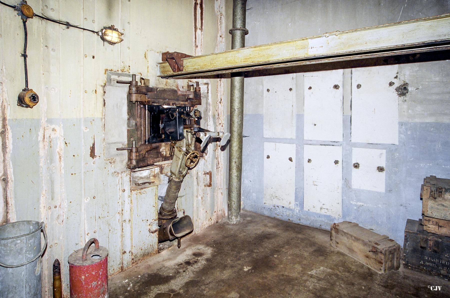 Ligne Maginot - MICHELSBERG - A22 - (Ouvrage d'artillerie) - Entrée mixte
Créneau JM/47 - Lia VERMEULEN