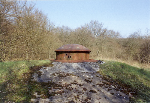 Ligne Maginot - MICHELSBERG - A22 - (Ouvrage d'artillerie) - Bloc 1
Tourelle mitrailleuses - NOEL Yves