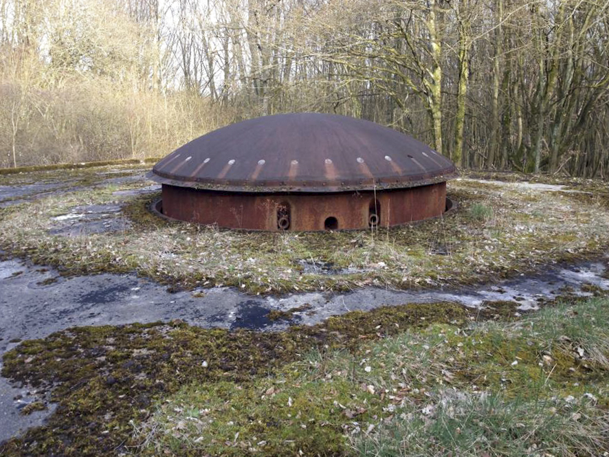 Ligne Maginot - MICHELSBERG - A22 - (Ouvrage d'artillerie) - Bloc 5
Tourelle de 75 mle 33 en batterie - NOEl Yves