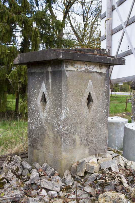 Ligne Maginot - ROUSSY LE VILLAGE (Poste avancé GRM) - (Poste GRM - Maison Forte) - La guérite à l'entrée du poste - Michel Teiten