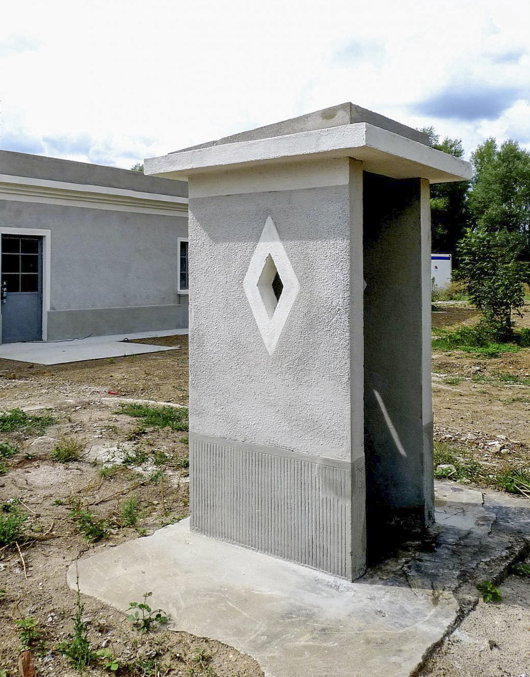Ligne Maginot - ROUSSY LE VILLAGE (Poste avancé GRM) - (Poste GRM - Maison Forte) - En cours de restauration - Sylvie Laure LAMBERT
