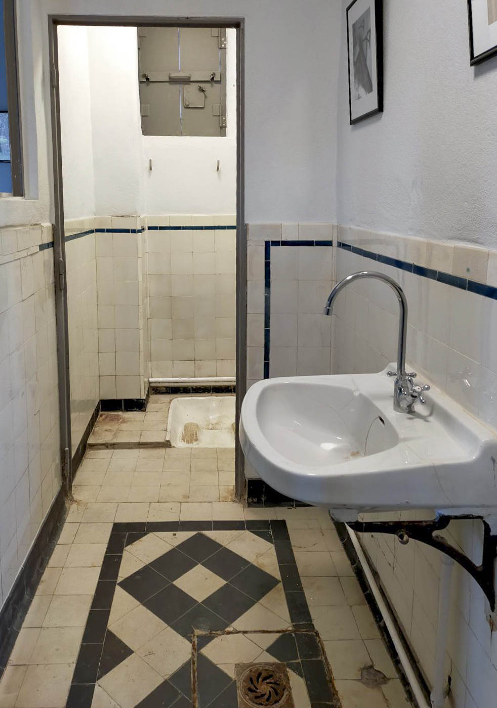 Ligne Maginot - ROUSSY LE VILLAGE (Poste avancé GRM) - (Poste GRM - Maison Forte) - Les sanitaires  - Julien Boulanger