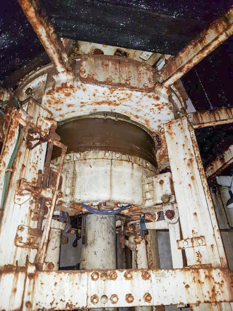 Ligne Maginot - MICHELSBERG - A22 - (Ouvrage d'artillerie) - Bloc 6
Etage inférieur de la tourelle
Axe pivot de la tourelle  - ELLENA-CUNY