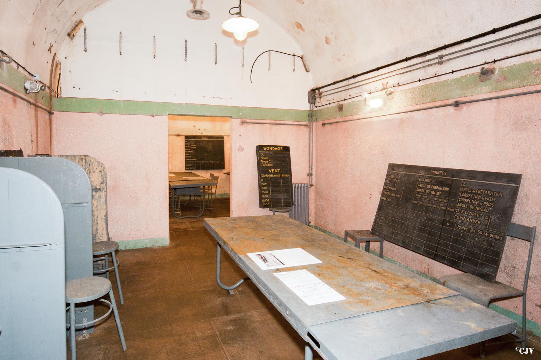 Ligne Maginot - MICHELSBERG - A22 - (Ouvrage d'artillerie) - Le PC - Lia VERMEULEN