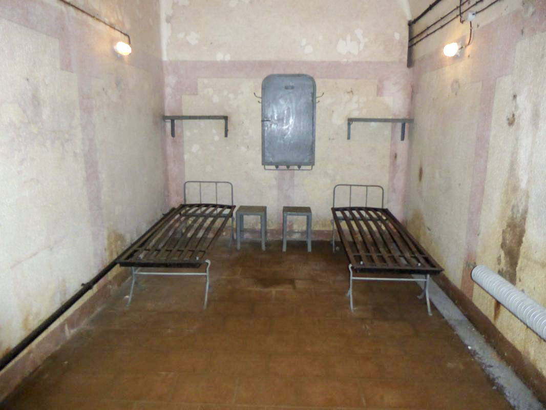 Ligne Maginot - MICHELSBERG - A22 - (Ouvrage d'artillerie) - Chambre des officiers - ELLENA-CUNY