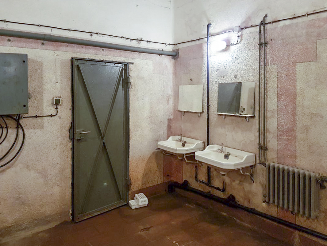 Ligne Maginot - MICHELSBERG - A22 - (Ouvrage d'artillerie) - Sanitaires des officiers - ELLENA-CUNY