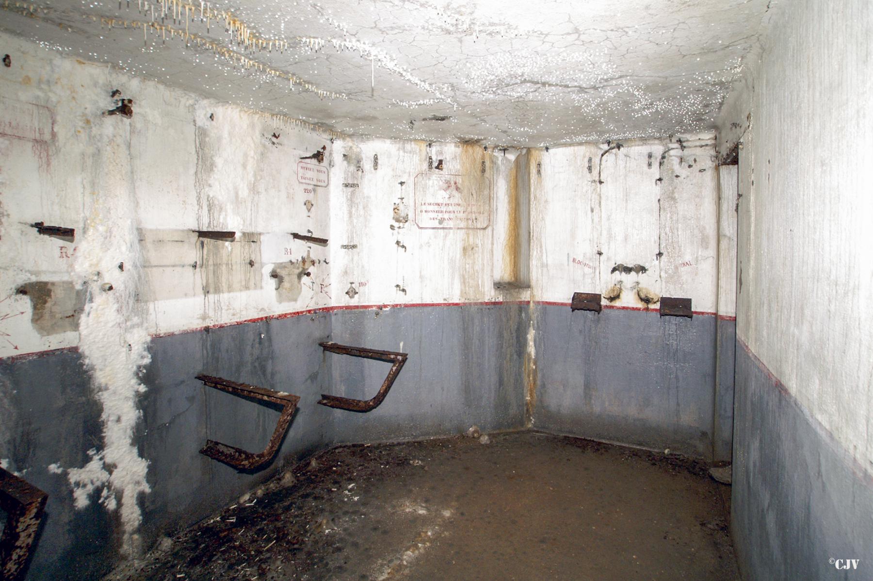 Ligne Maginot - BERSILLIES - (Ouvrage d'infanterie) - Bloc 2
