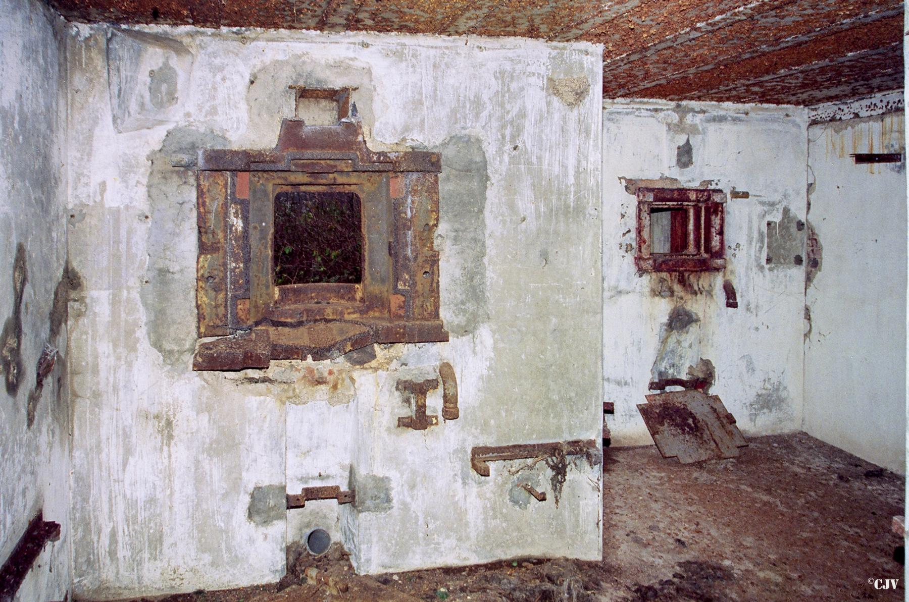 Ligne Maginot - C25 - HAUTE RUE - (Casemate d'infanterie) - La chambre de tir