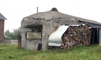 Ligne Maginot - B670 - OSTERGNIES EST - (Blockhaus pour canon) - 