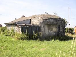 Ligne Maginot - B670 - OSTERGNIES EST - (Blockhaus pour canon) - 