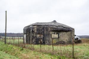 Ligne Maginot - B670 - OSTERGNIES EST - (Blockhaus pour canon) - 